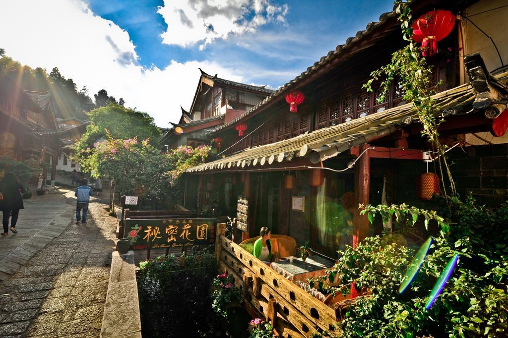 ホテルSecret Garden 麗江市 部屋 写真