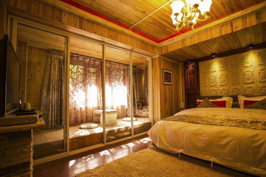 ホテルSecret Garden 麗江市 部屋 写真